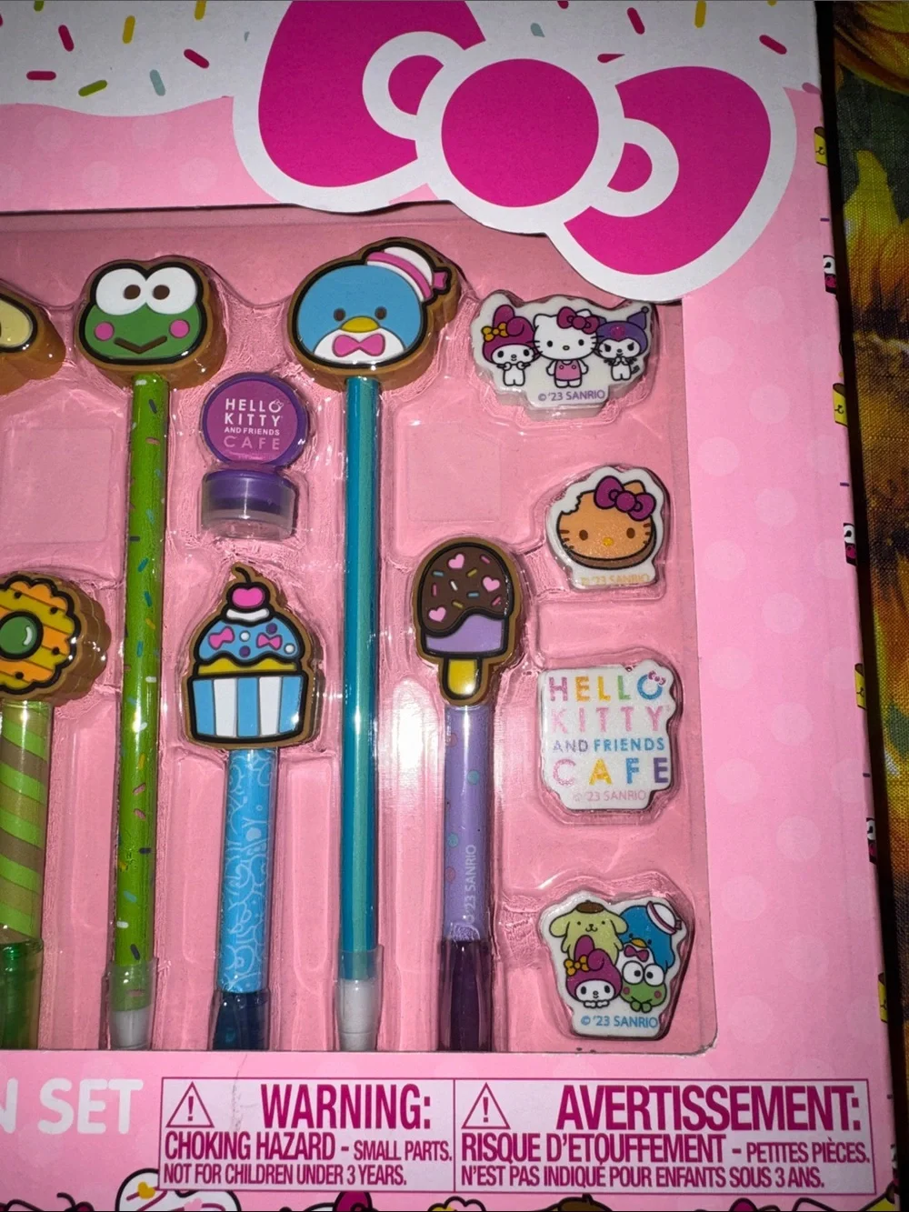 Hello Kitty & Friends Cafe Assorted Character Multi Pen Set Erasers Pen Toppers